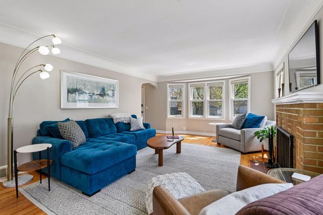 5440 Shoreview Avenue, Minneapolis, MN 55417