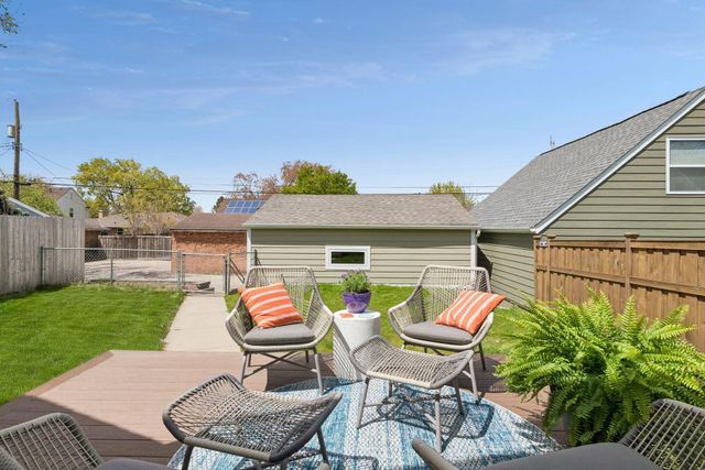 5440 Shoreview Avenue, Minneapolis, MN 55417