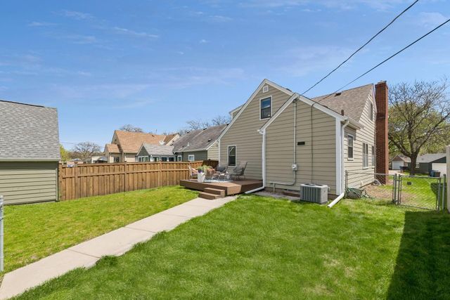 5440 Shoreview Avenue, Minneapolis, MN 55417