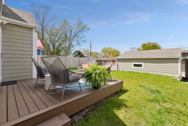 5440 Shoreview Avenue, Minneapolis, MN 55417