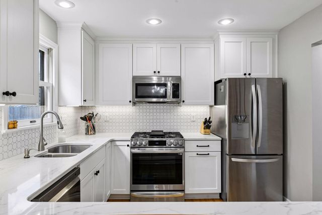 5440 Shoreview Avenue, Minneapolis, MN 55417