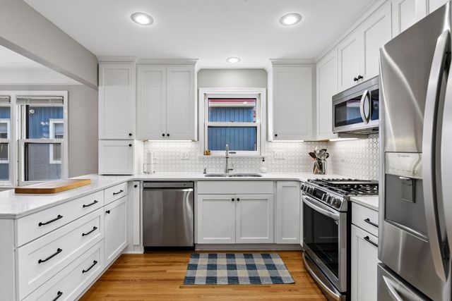 5440 Shoreview Avenue, Minneapolis, MN 55417