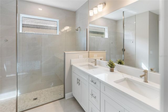 17526 SAVORY MIST CIRCLE, Bradenton, FL 34211