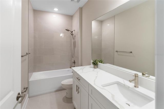 17526 SAVORY MIST CIRCLE, Bradenton, FL 34211