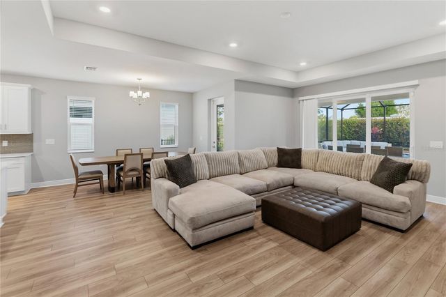 17526 SAVORY MIST CIRCLE, Bradenton, FL 34211