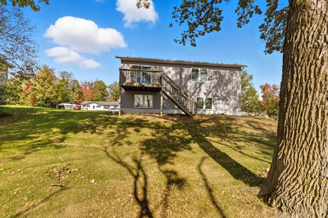 705 Linden Street, Isle, MN 56342