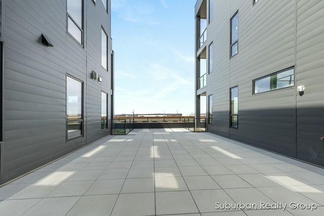 159 S River Avenue 401, Holland, MI 49423