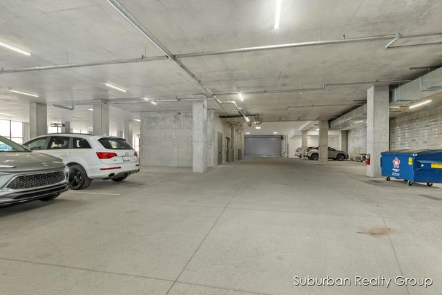 159 S River Avenue 401, Holland, MI 49423