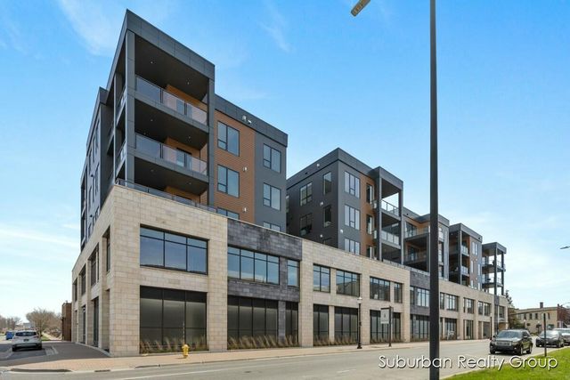 159 S River Avenue 401, Holland, MI 49423