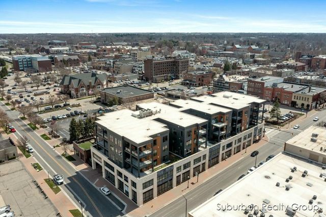 159 S River Avenue 401, Holland, MI 49423