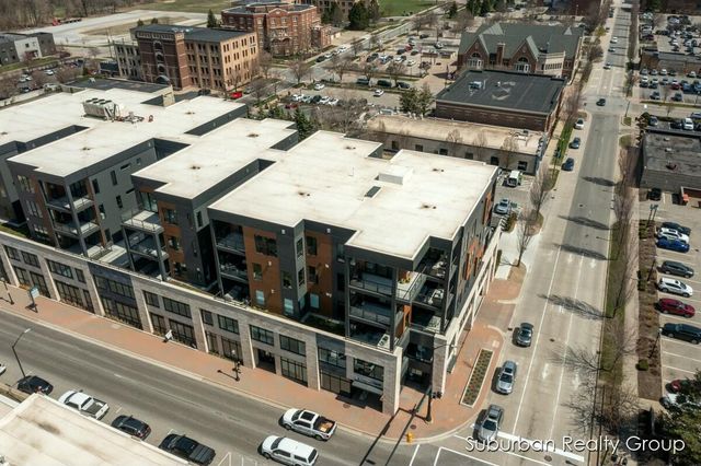 159 S River Avenue 401, Holland, MI 49423