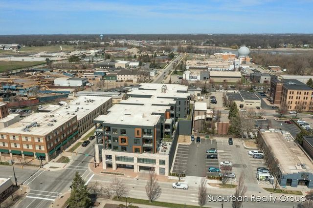 159 S River Avenue 401, Holland, MI 49423