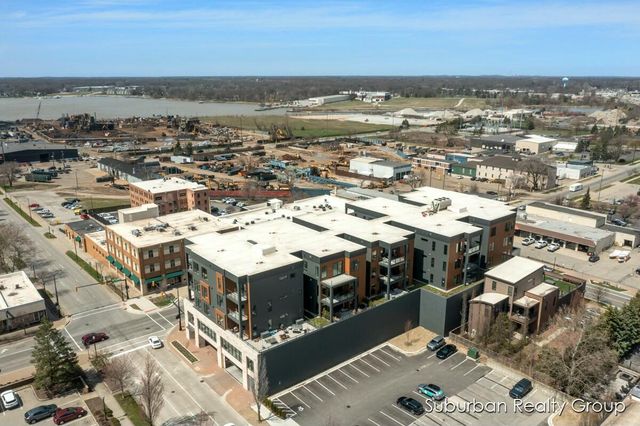 159 S River Avenue 401, Holland, MI 49423