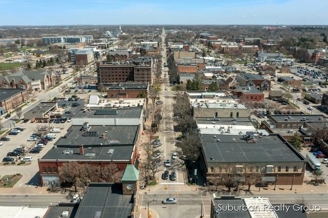 159 S River Avenue 401, Holland, MI 49423