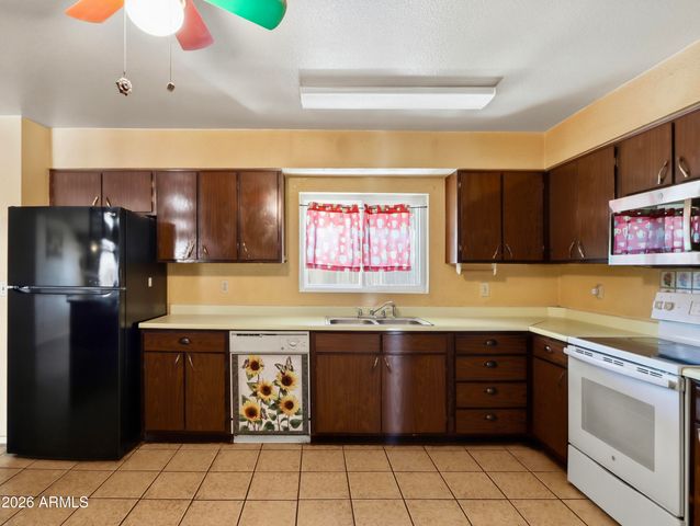 7149 W Wilshire Drive, Phoenix, AZ 85035