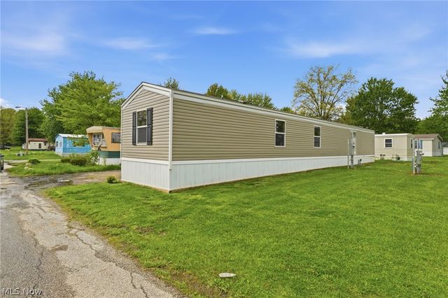 3583 Austin Road 34, Geneva, OH 44041