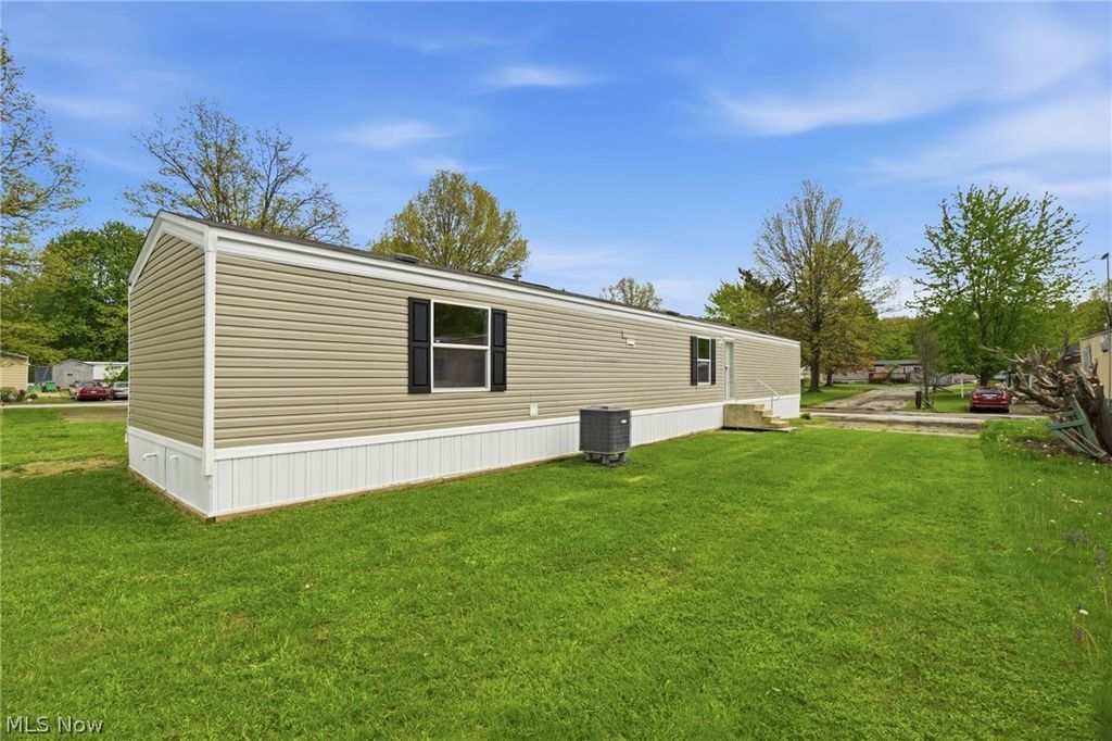 3583 Austin Road 34, Geneva, OH 44041