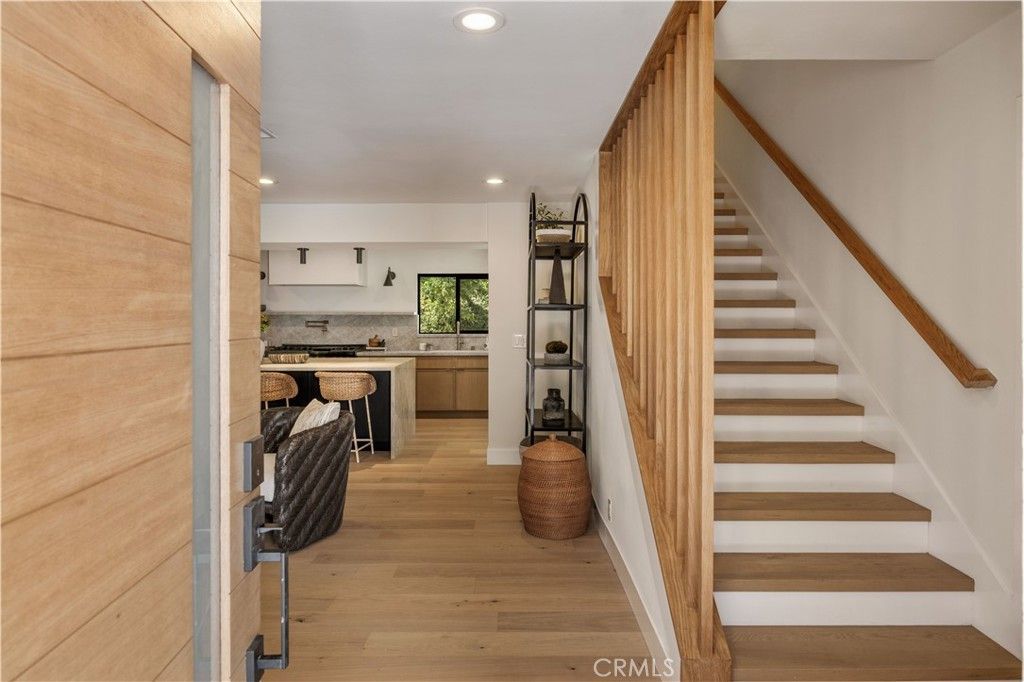 1643 San Ysidro Drive, Beverly Hills, CA 90210 — photo 5