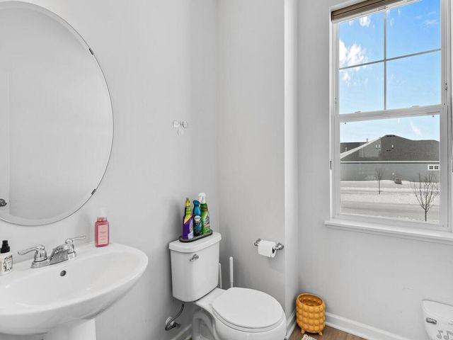 6662 Wildflower Way, Minnetrista, MN 55331