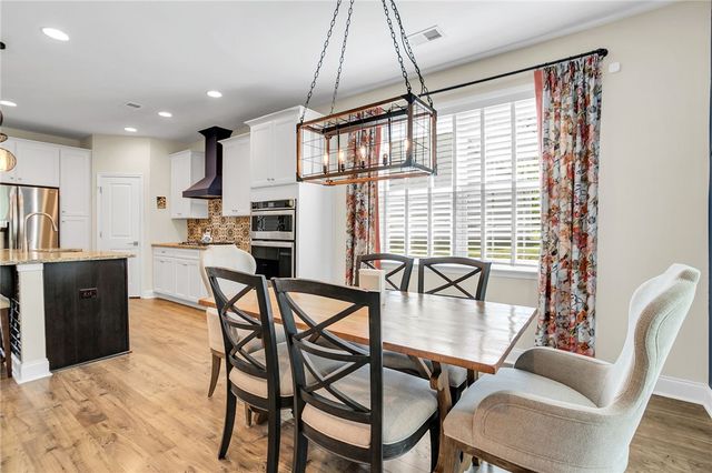 204 Arbor Woods Lane, Piedmont, SC 29673