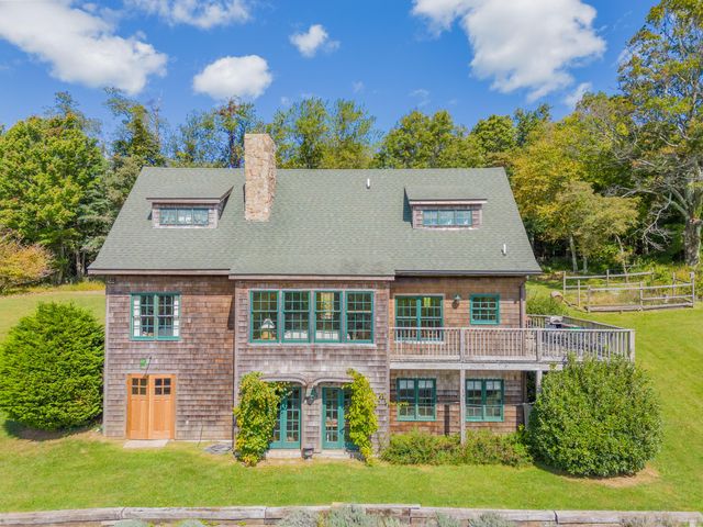 877 Old Furnace RD, Floyd, VA 24091