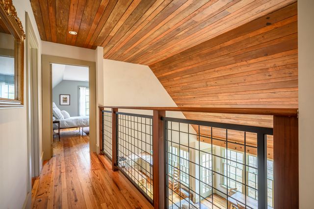 877 Old Furnace RD, Floyd, VA 24091