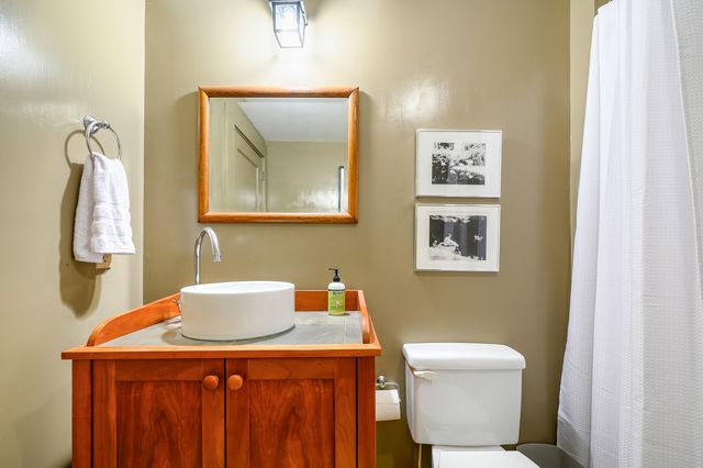 877 Old Furnace RD, Floyd, VA 24091