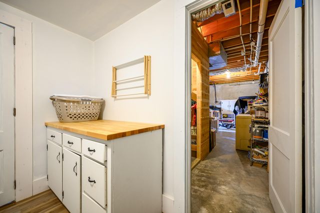 877 Old Furnace RD, Floyd, VA 24091