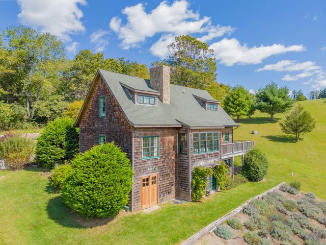 877 Old Furnace RD, Floyd, VA 24091