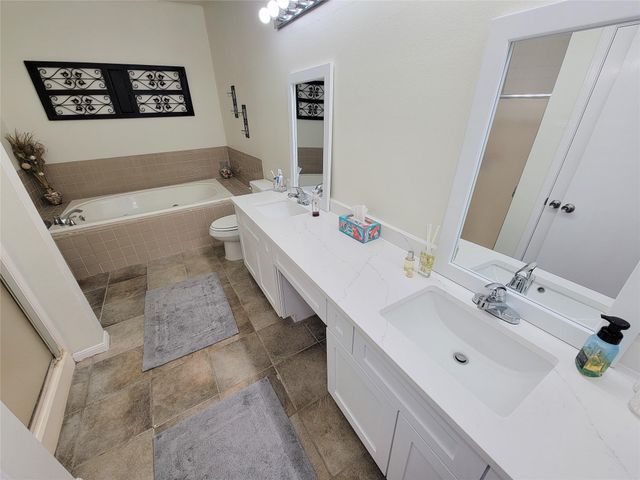 3032 Holly Hall Street 3032, Houston, TX 77054