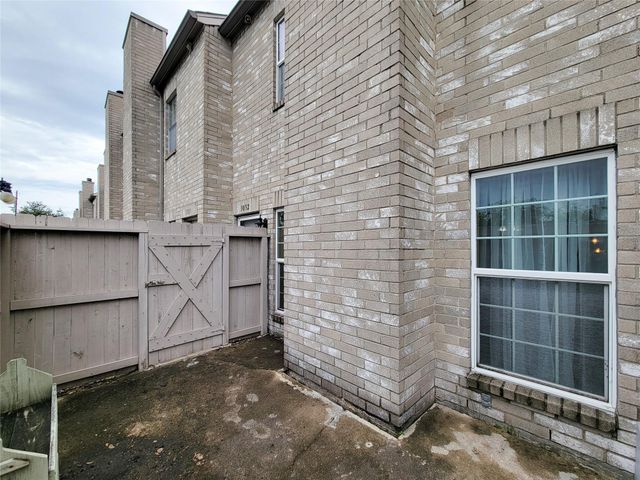 3032 Holly Hall Street 3032, Houston, TX 77054