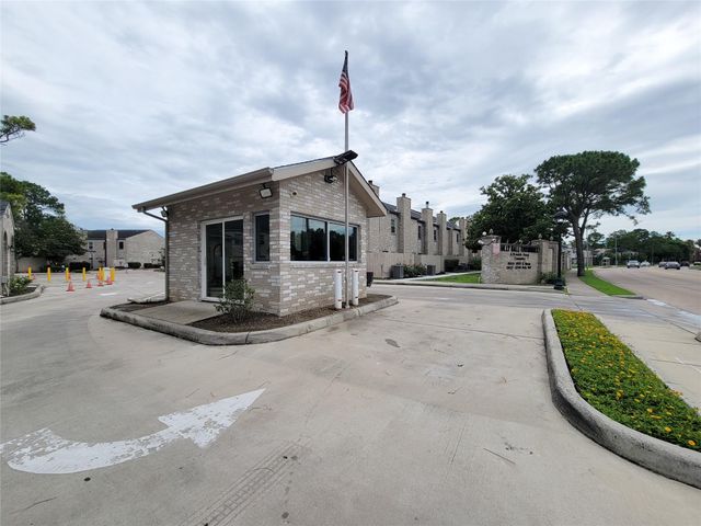 3032 Holly Hall Street 3032, Houston, TX 77054