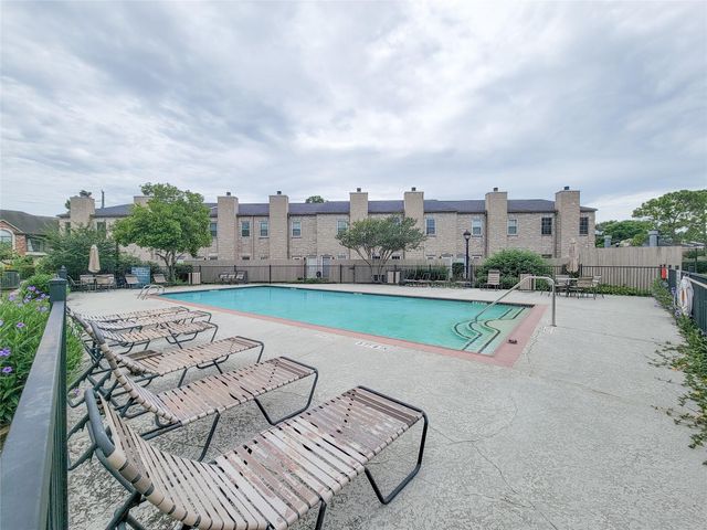 3032 Holly Hall Street 3032, Houston, TX 77054