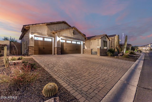 2046 N STEELE Circle, Mesa, AZ 85207