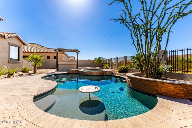 2046 N STEELE Circle, Mesa, AZ 85207