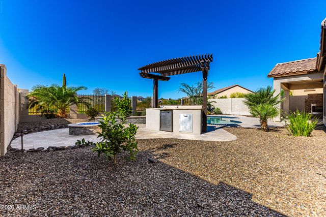 2046 N STEELE Circle, Mesa, AZ 85207