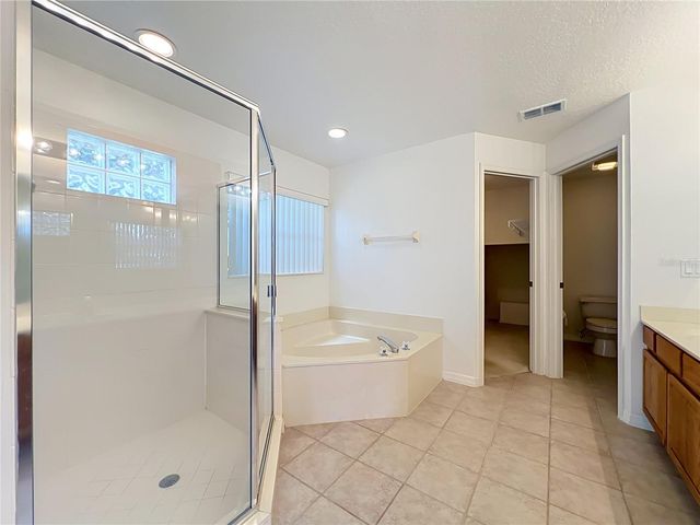 635 LONG LAKE DRIVE, Oviedo, FL 32765