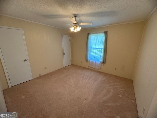 190 Freeman Drive, Ellabell, GA 31308