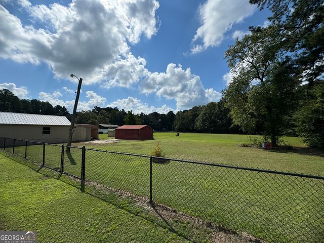 190 Freeman Drive, Ellabell, GA 31308