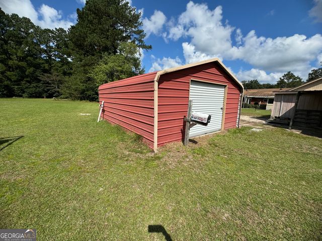 190 Freeman Drive, Ellabell, GA 31308