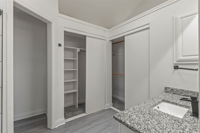 3701 Clover Hill Lane, Carrollton, TX 75007