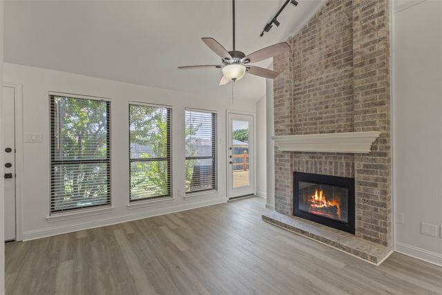 3701 Clover Hill Lane, Carrollton, TX 75007