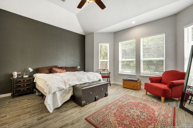 10523 FOXEN WAY, Helotes, TX 78023