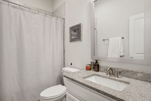 10523 FOXEN WAY, Helotes, TX 78023