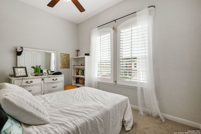 10523 FOXEN WAY, Helotes, TX 78023