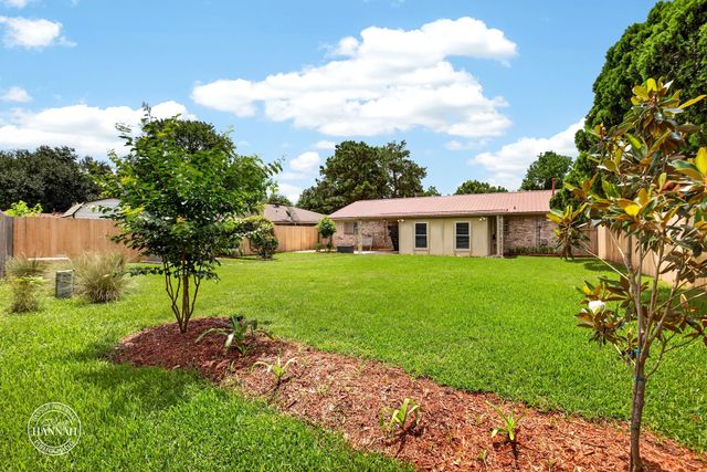 1927 Saturn Street, Bossier City, LA 71112