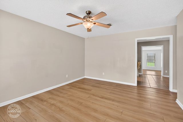1927 Saturn Street, Bossier City, LA 71112