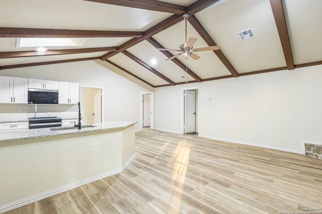 5914 Forest Mill, San Antonio, TX 78240