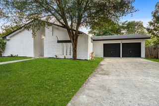 5914 Forest Mill, San Antonio, TX 78240