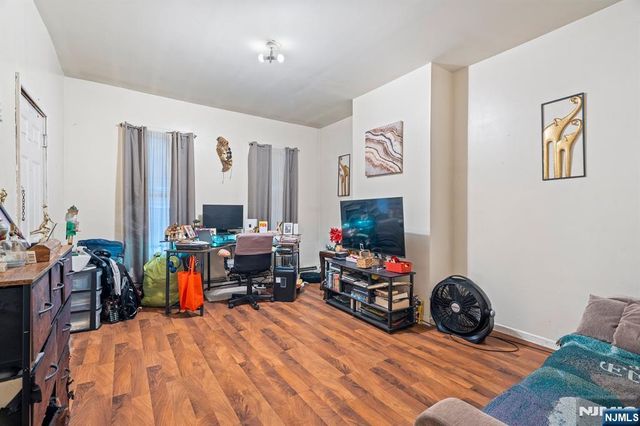 80 Pennington Street, Paterson, NJ 07501